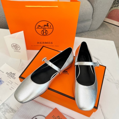 Cheap Hermes Flat Shoes For Women #1236584 Replica Wholesale [$98.00 USD] [ITEM#1236584] on Replica Hermes Flat Shoes