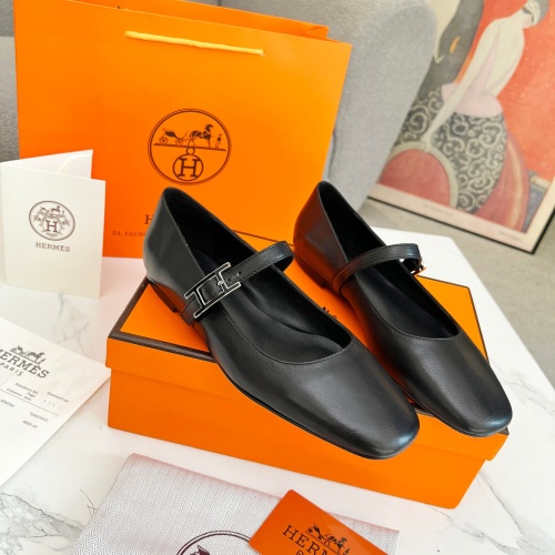 Cheap Hermes Flat Shoes For Women #1236588 Replica Wholesale [$98.00 USD] [ITEM#1236588] on Replica Hermes Flat Shoes