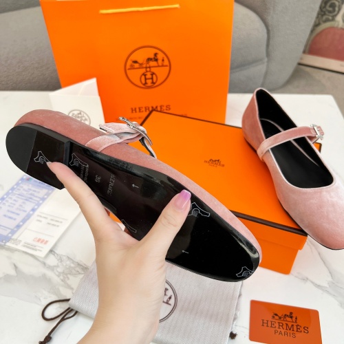 Cheap Hermes Flat Shoes For Women #1236591 Replica Wholesale [$98.00 USD] [ITEM#1236591] on Replica Hermes Flat Shoes