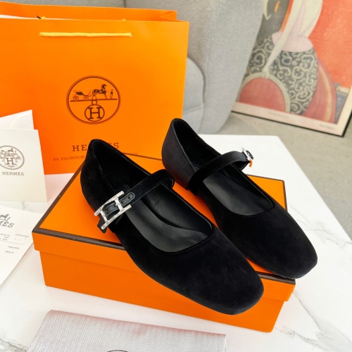 Cheap Hermes Flat Shoes For Women #1236594 Replica Wholesale [$98.00 USD] [ITEM#1236594] on Replica Hermes Flat Shoes