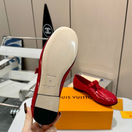 Cheap Louis Vuitton Flat Shoes For Women #1236670 Replica Wholesale [$115.00 USD] [ITEM#1236670] on Replica Louis Vuitton Flat Shoes