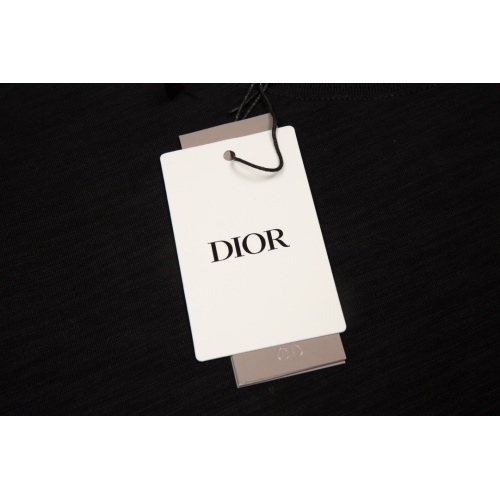 Cheap Christian Dior T-Shirts Short Sleeved For Unisex #1237252 Replica Wholesale [$42.00 USD] [ITEM#1237252] on Replica Christian Dior T-Shirts