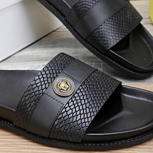 Cheap Versace Slippers For Men #1237305 Replica Wholesale [$56.00 USD] [ITEM#1237305] on Replica Versace Slippers