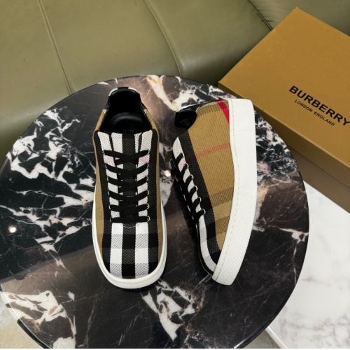 Cheap Burberry Casual Shoes For Men #1237450 Replica Wholesale [$76.00 USD] [ITEM#1237450] on Replica Burberry Casual Shoes