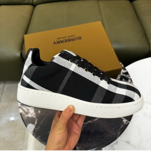 Cheap Burberry Casual Shoes For Men #1237451 Replica Wholesale [$76.00 USD] [ITEM#1237451] on Replica Burberry Casual Shoes