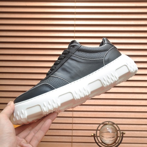 Cheap Louis Vuitton Casual Shoes For Men #1237471 Replica Wholesale [$100.00 USD] [ITEM#1237471] on Replica Louis Vuitton Casual Shoes