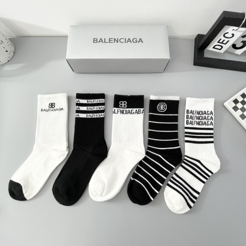 Cheap Balenciaga Socks #1237836 Replica Wholesale [$29.00 USD] [ITEM#1237836] on Replica Balenciaga Socks