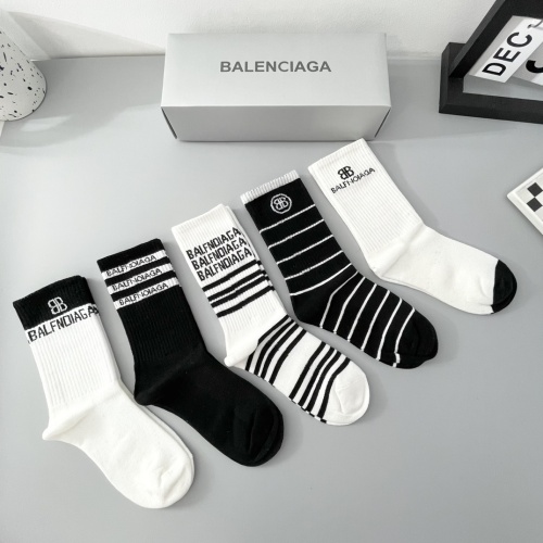 Cheap Balenciaga Socks #1237836 Replica Wholesale [$29.00 USD] [ITEM#1237836] on Replica Balenciaga Socks