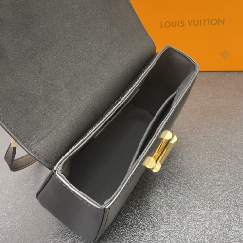 Cheap Louis Vuitton AAA Quality Messenger Bags For Women #1238023 Replica Wholesale [$112.00 USD] [ITEM#1238023] on Replica Louis Vuitton AAA Quality Messenger Bags