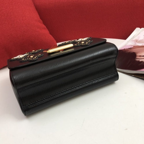 Cheap Louis Vuitton AAA Quality Messenger Bags For Women #1238033 Replica Wholesale [$115.00 USD] [ITEM#1238033] on Replica Louis Vuitton AAA Quality Messenger Bags