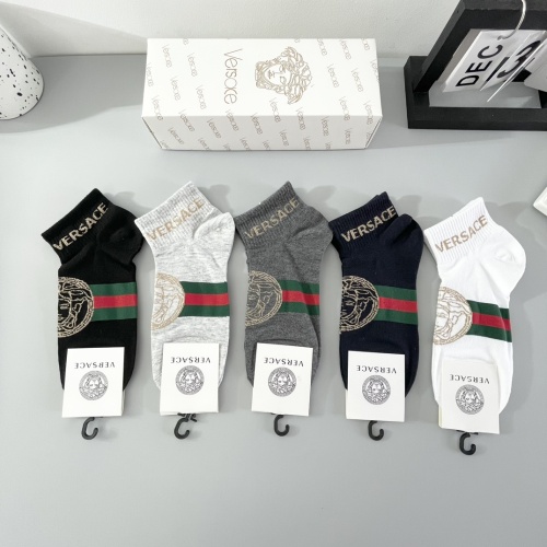 Cheap Versace Socks For Men #1238059 Replica Wholesale [$25.00 USD] [ITEM#1238059] on Replica Versace Socks