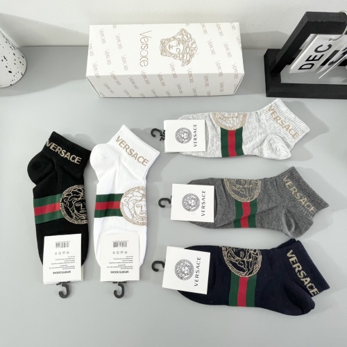 Cheap Versace Socks For Men #1238059 Replica Wholesale [$25.00 USD] [ITEM#1238059] on Replica Versace Socks