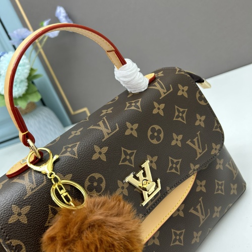 Cheap Louis Vuitton AAA Quality Messenger Bags For Women #1238149 Replica Wholesale [$96.00 USD] [ITEM#1238149] on Replica Louis Vuitton AAA Quality Messenger Bags