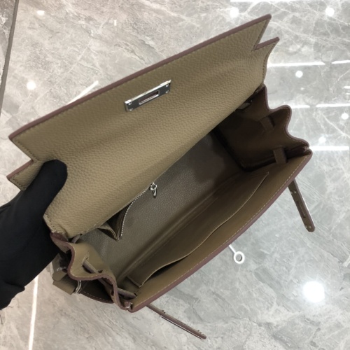 Cheap Hermes AAA Quality Messenger Bags For Women #1238672 Replica Wholesale [$96.00 USD] [ITEM#1238672] on Replica Hermes AAA Quality Messenger Bags