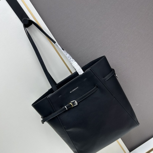 Cheap Givenchy AAA Quality Shoulder Bags For Women #1238756 Replica Wholesale [$96.00 USD] [ITEM#1238756] on Replica Givenchy AAA Quality Shoulder Bags