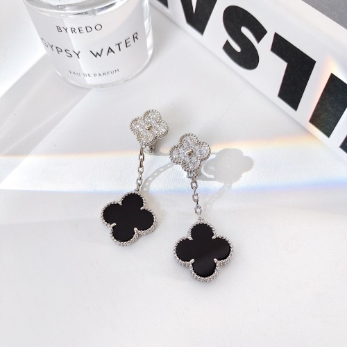 Cheap Van Cleef &amp; Arpels Earrings For Women #1238902 Replica Wholesale [$56.00 USD] [ITEM#1238902] on Replica Van Cleef &amp; Arpels Earrings