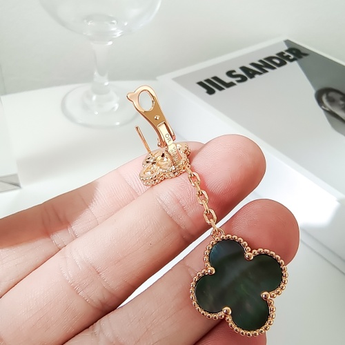 Cheap Van Cleef &amp; Arpels Earrings For Women #1238904 Replica Wholesale [$60.00 USD] [ITEM#1238904] on Replica Van Cleef &amp; Arpels Earrings