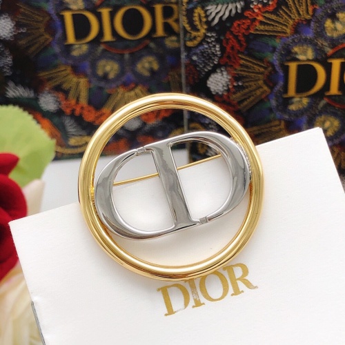 Cheap Christian Dior Brooches For Women #1238929 Replica Wholesale [$27.00 USD] [ITEM#1238929] on Replica Christian Dior Brooches