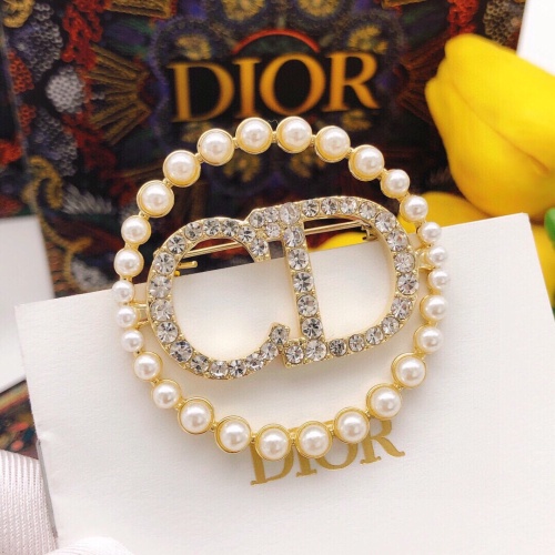 Cheap Christian Dior Brooches For Women #1238931 Replica Wholesale [$29.00 USD] [ITEM#1238931] on Replica Christian Dior Brooches