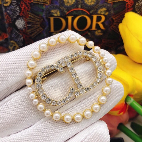 Cheap Christian Dior Brooches For Women #1238931 Replica Wholesale [$29.00 USD] [ITEM#1238931] on Replica Christian Dior Brooches