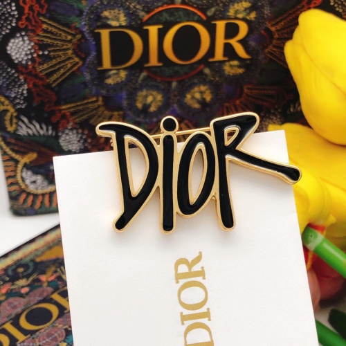 Cheap Christian Dior Brooches For Women #1238938 Replica Wholesale [$27.00 USD] [ITEM#1238938] on Replica Christian Dior Brooches