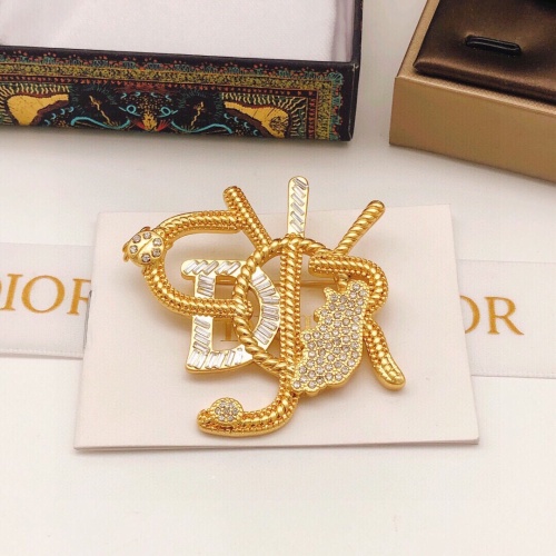 Cheap Christian Dior Brooches For Women #1238943 Replica Wholesale [$27.00 USD] [ITEM#1238943] on Replica Christian Dior Brooches