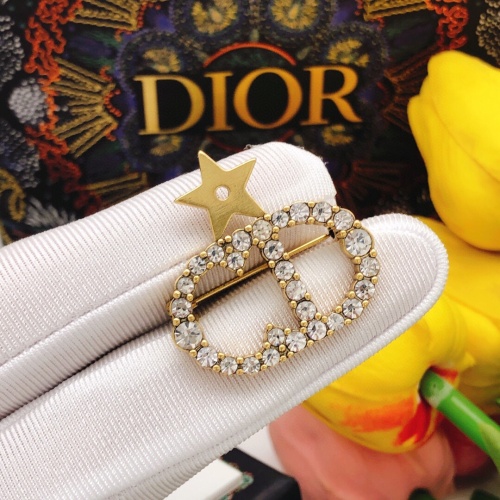 Cheap Christian Dior Brooches For Women #1238952 Replica Wholesale [$27.00 USD] [ITEM#1238952] on Replica Christian Dior Brooches