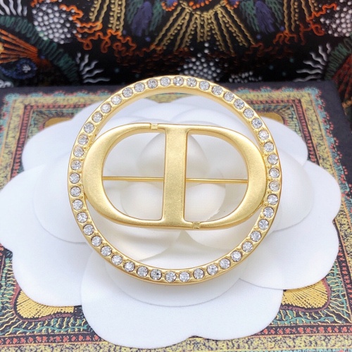 Cheap Christian Dior Brooches For Women #1238958 Replica Wholesale [$29.00 USD] [ITEM#1238958] on Replica Christian Dior Brooches