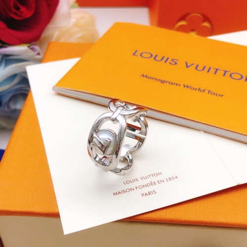 Cheap Louis Vuitton LV Rings For Women #1239234 Replica Wholesale [$29.00 USD] [ITEM#1239234] on Replica Louis Vuitton LV Rings