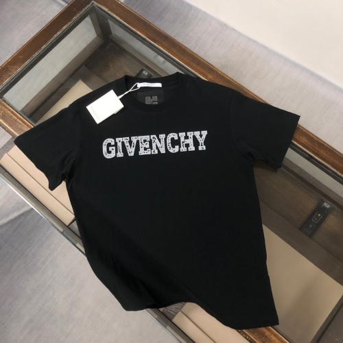 Cheap Givenchy T-Shirts Short Sleeved For Unisex #1239265 Replica Wholesale [$41.00 USD] [ITEM#1239265] on Replica Givenchy T-Shirts