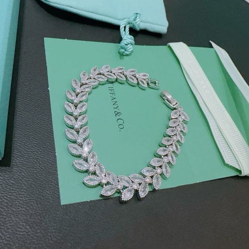 Cheap Tiffany Bracelets For Women #1239357 Replica Wholesale [$45.00 USD] [ITEM#1239357] on Replica Tiffany Bracelets