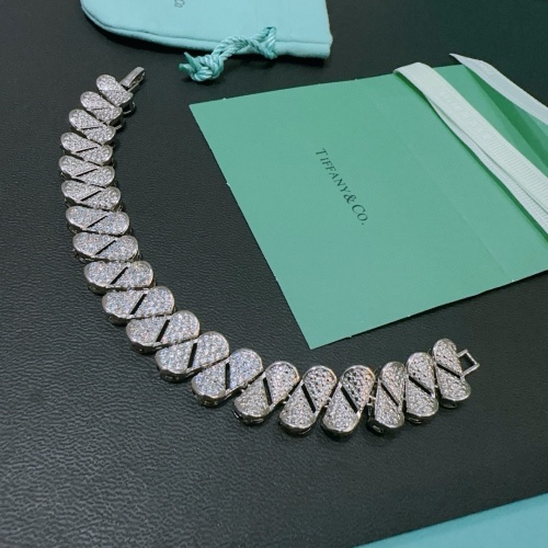 Cheap Tiffany Bracelets #1239361 Replica Wholesale [$56.00 USD] [ITEM#1239361] on Replica Tiffany Bracelets