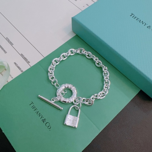 Cheap Tiffany Bracelets #1239372 Replica Wholesale [$56.00 USD] [ITEM#1239372] on Replica Tiffany Bracelets