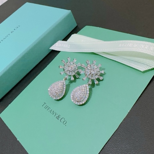 Cheap Tiffany Earrings For Women #1239377 Replica Wholesale [$32.00 USD] [ITEM#1239377] on Replica Tiffany Earrings