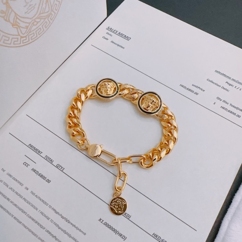 Cheap Versace Bracelets #1239740 Replica Wholesale [$56.00 USD] [ITEM#1239740] on Replica Versace Bracelets