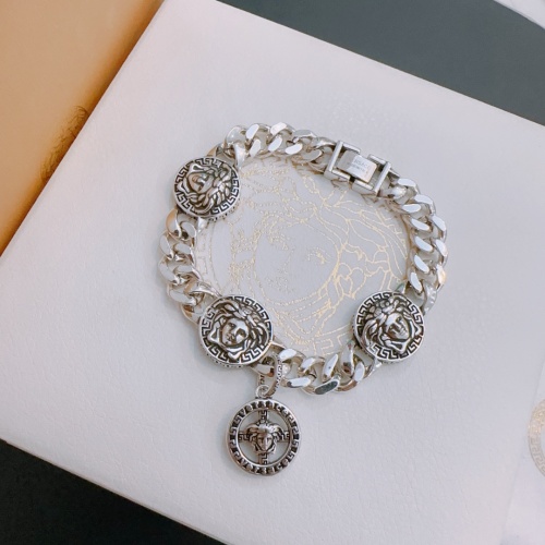 Cheap Versace Bracelets #1239750 Replica Wholesale [$64.00 USD] [ITEM#1239750] on Replica Versace Bracelets