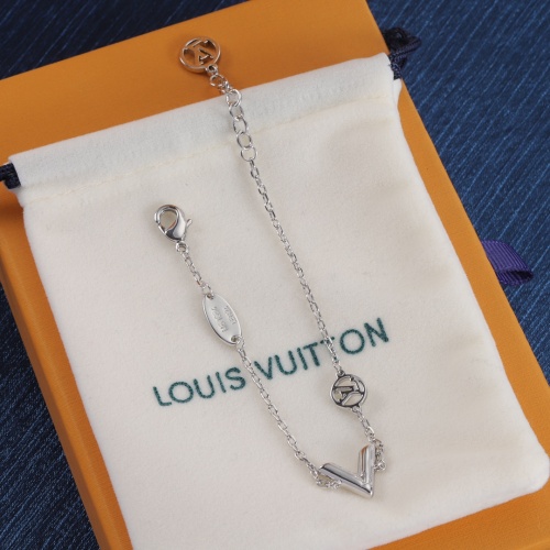 Cheap Louis Vuitton LV Jewelry Set #1239777 Replica Wholesale [$64.00 USD] [ITEM#1239777] on Replica Louis Vuitton LV Jewelry Set