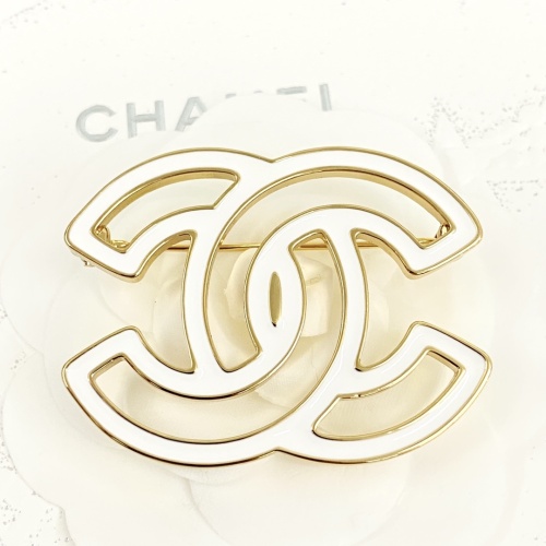 Cheap Chanel Brooches For Women #1239876 Replica Wholesale [$34.00 USD] [ITEM#1239876] on Replica Chanel Brooches