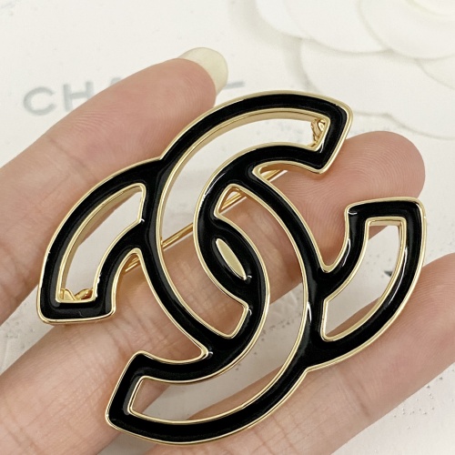 Cheap Chanel Brooches For Women #1239877 Replica Wholesale [$34.00 USD] [ITEM#1239877] on Replica Chanel Brooches