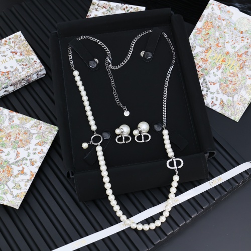 Cheap Christian Dior Jewelry Set For Women #1239892 Replica Wholesale [$56.00 USD] [ITEM#1239892] on Replica Christian Dior Jewelry Set