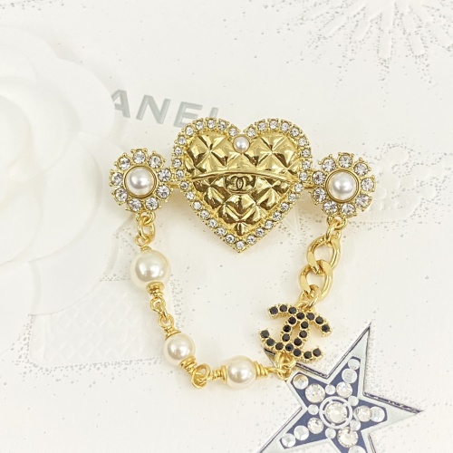 Cheap Chanel Brooches For Women #1239983 Replica Wholesale [$38.00 USD] [ITEM#1239983] on Replica Chanel Brooches