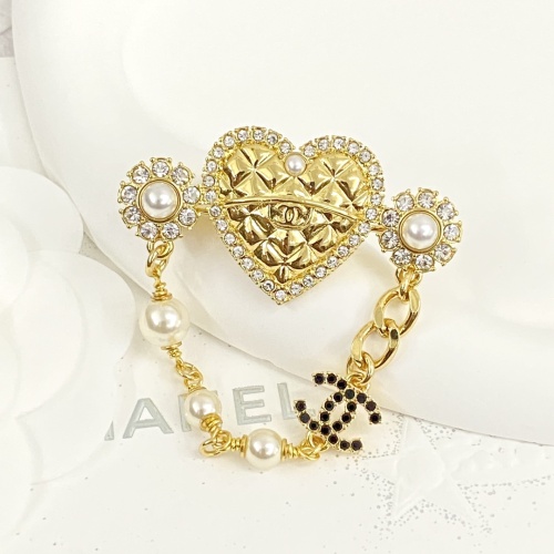 Cheap Chanel Brooches For Women #1239983 Replica Wholesale [$38.00 USD] [ITEM#1239983] on Replica Chanel Brooches