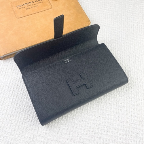 Cheap Hermes Wallet For Women #1240147 Replica Wholesale [$64.00 USD] [ITEM#1240147] on Replica Hermes Wallet