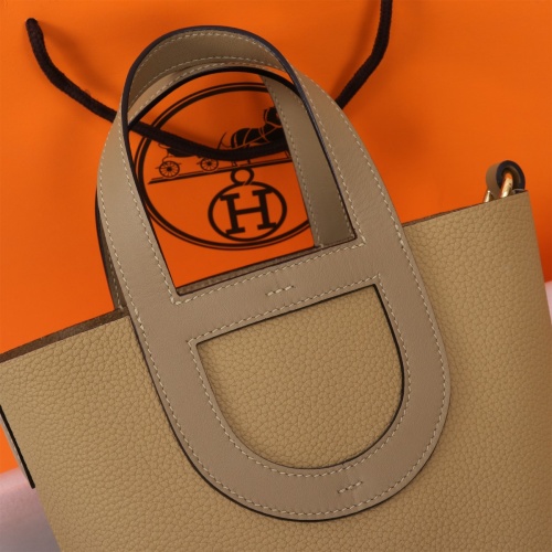 Cheap Hermes AAA Quality Handbags In Gold For Women #1240517 Replica Wholesale [$240.00 USD] [ITEM#1240517] on Replica Hermes AAA Quality Handbags