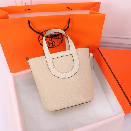 Cheap Hermes AAA Quality Handbags In Gold For Women #1240537 Replica Wholesale [$240.00 USD] [ITEM#1240537] on Replica Hermes AAA Quality Handbags