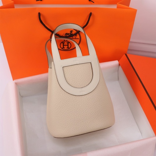 Cheap Hermes AAA Quality Handbags In Gold For Women #1240537 Replica Wholesale [$240.00 USD] [ITEM#1240537] on Replica Hermes AAA Quality Handbags