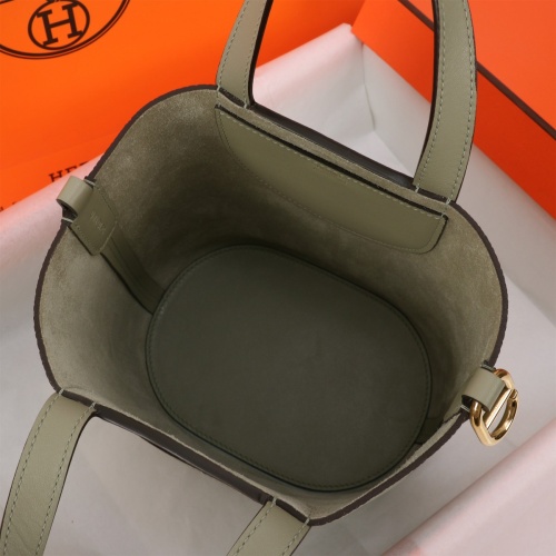 Cheap Hermes AAA Quality Handbags In Gold For Women #1240542 Replica Wholesale [$240.00 USD] [ITEM#1240542] on Replica Hermes AAA Quality Handbags