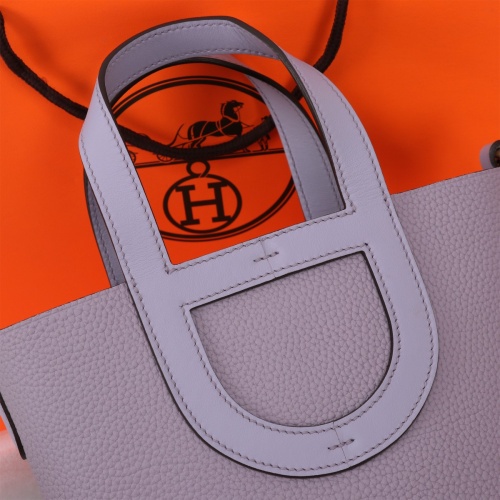 Cheap Hermes AAA Quality Handbags In Gold For Women #1240548 Replica Wholesale [$240.00 USD] [ITEM#1240548] on Replica Hermes AAA Quality Handbags