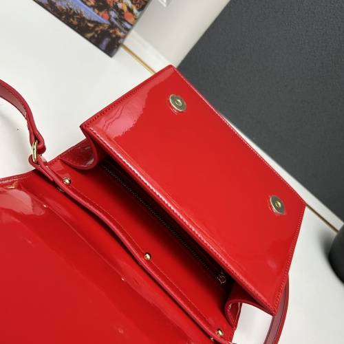 Cheap Dolce &amp; Gabbana D&amp;G AAA Quality Messenger Bags For Women #1240743 Replica Wholesale [$150.00 USD] [ITEM#1240743] on Replica Dolce &amp; Gabbana D&amp;G AAA Quality Messenger Bags