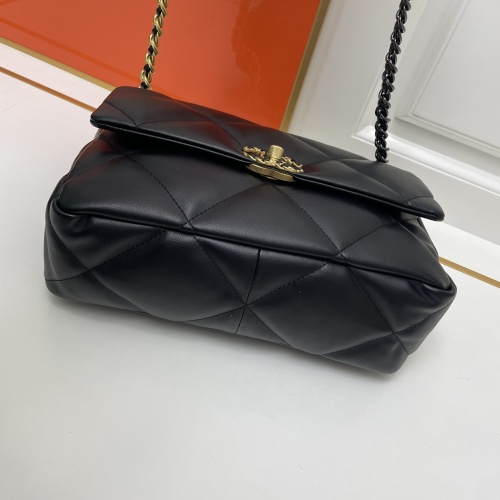 Cheap Chanel AAA Quality Shoulder Bags For Women #1241024 Replica Wholesale [$98.00 USD] [ITEM#1241024] on Replica Chanel AAA Quality Shoulder Bags